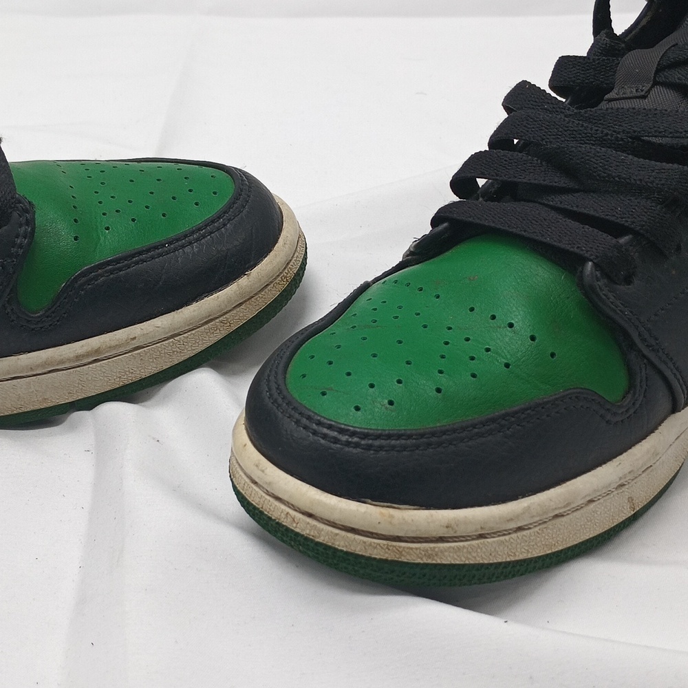 air Jordan 1 mid size 8.5 - Picture 8 of 8